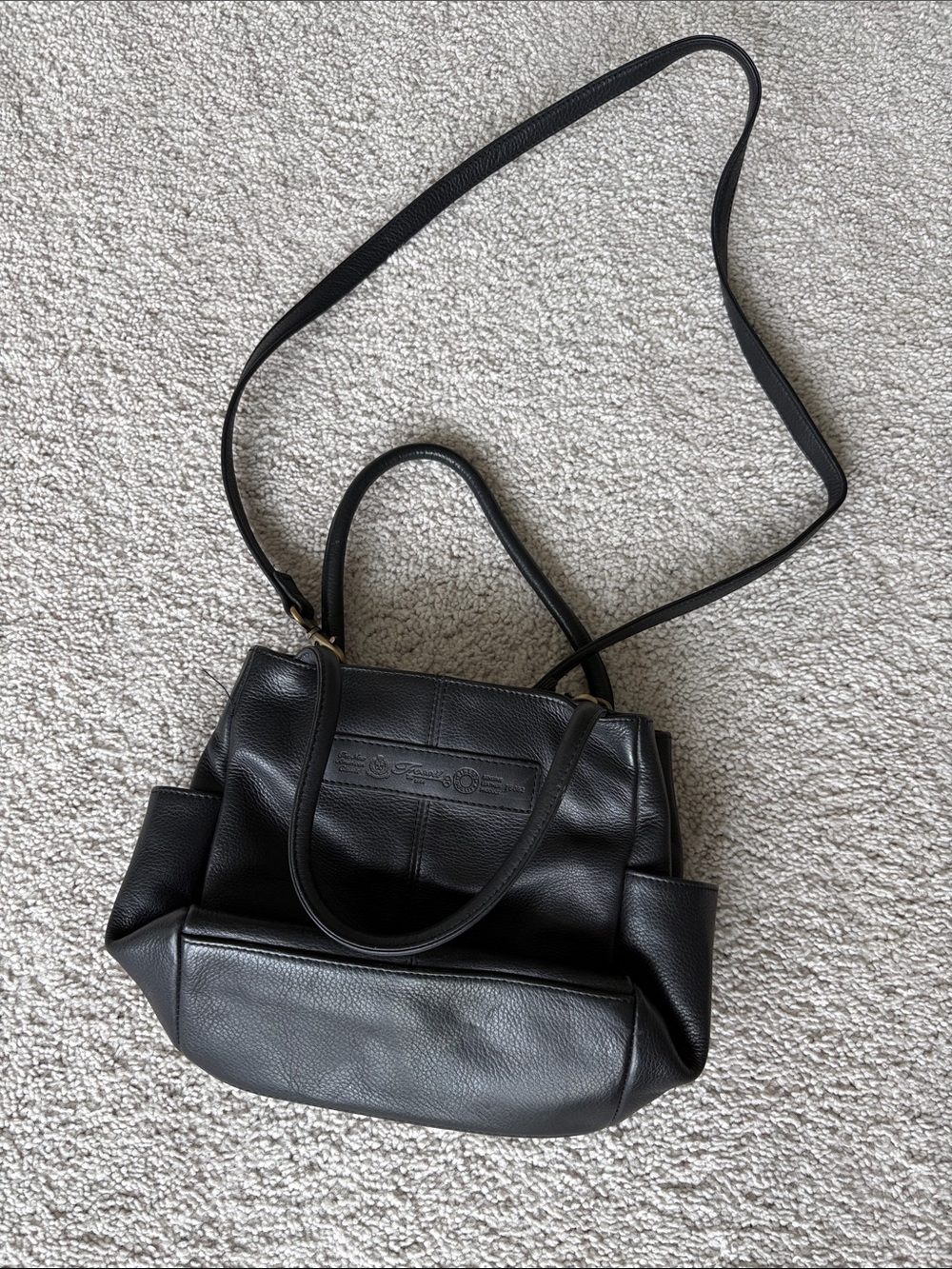 Fossil Black Leather Shoulder Bag with Dual Straps